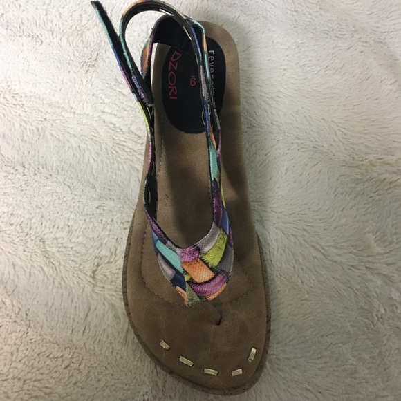 Modzori Ladies Feena Reversible Slingback Wedge Sandal - Picture 5 of 14